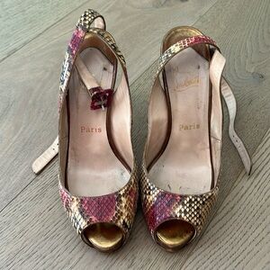 Multi color snakeskin CL’s